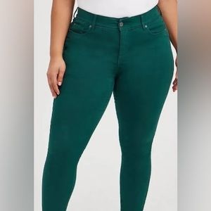 Torrid Evergreen Bombshell Skinny Jeans